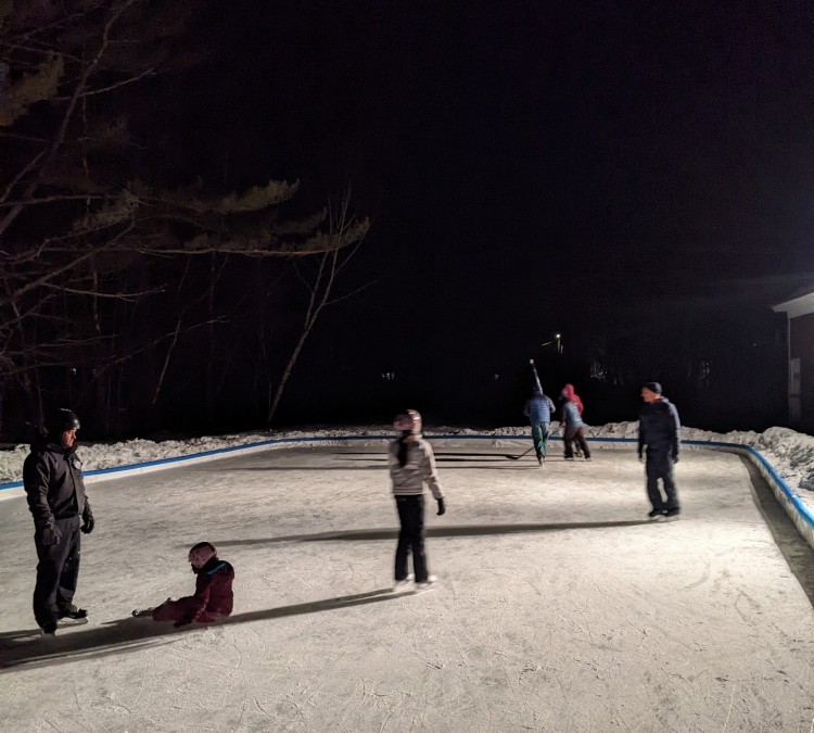 bethel-community-ice-rink-photo